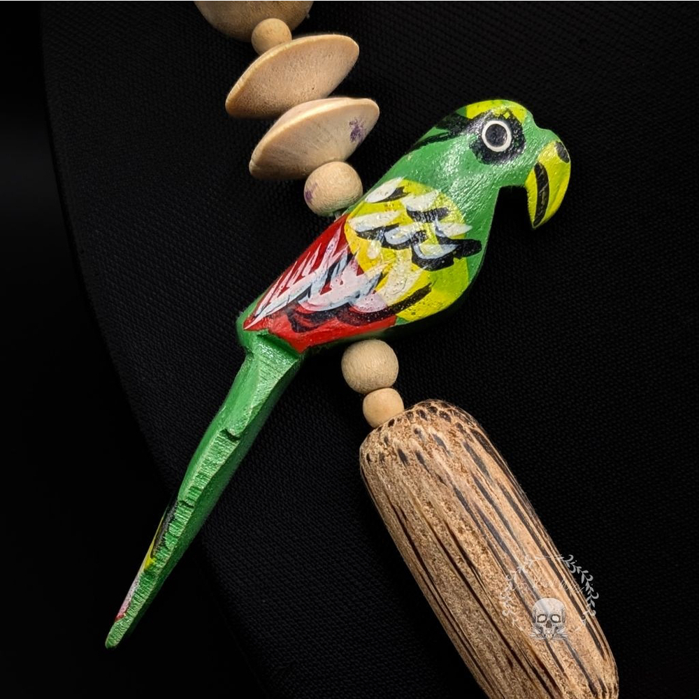 Vintage Wooden Beaded Parrot Bird Chunky Necklace
